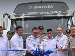 DAMRI Resmi Hubungkan Purussibau dan Kuching Malaysia