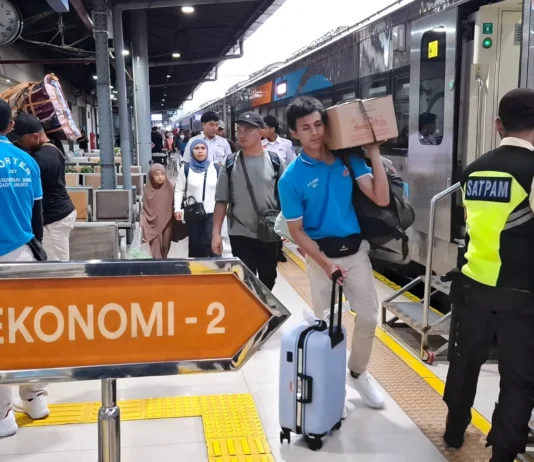 KAI Hadirkan Kampanye #ayonaikkereta