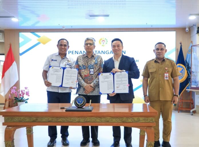 FOTO 20 Okt_Penandatanganan Berita Acara Serah Terima (BAST) hibah Barang Milik Daerah berupa tanah sisi darat Pelabuhan 2 INI 1