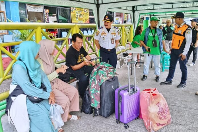 Terminal Kampung Rambutan Siapkan Basecamp dan Shelter Ojol/Taksi Online