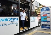 Membumikan Kepemimpinan melalui Transportasi Publik