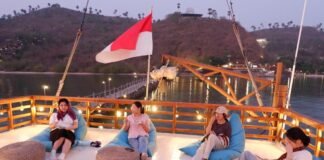 Kemenpar Ajak Pelaku Bisnis Wisata Tiongkok Kembangkan Paket Labuan Bajo dan Bali