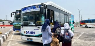 DAMRI Uji Coba Bus Listrik di Kota Serang