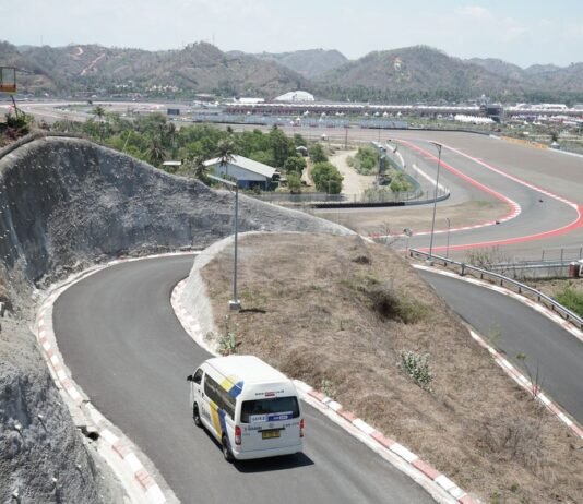 Ada 118 Bus Shuttle DAMRI Siap Layani Mobilitas di Pertamina Grand Prix of Indonesia 2026